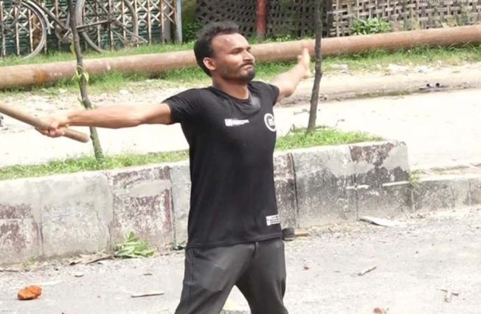 আবু সাঈদ হত্যা মামলার ঐতিহাসিক রায়: ২ জনের মৃত্যুদণ্ড, ৩ জনের যাবজ্জীবন ও সাবেক ভিসিসহ অন্যদের বিভিন্ন মেয়াদে সাজা