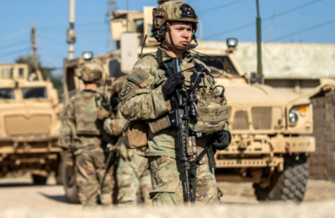 ইরান ও ইসরায়েলের মধ্যকার চলমান চরম উত্তেজনার প্রেক্ষাপটে আঞ্চলিক নিরাপত্তা নিশ্চিত করতে মধ্যপ্রাচ্যে অতিরিক্ত আরও কয়েক হাজার সেনা মোতায়েনের চূড়ান্ত ঘোষণা দিয়েছে মার্কিন প্রতিরক্ষা দপ্তর পেন্টাগন।