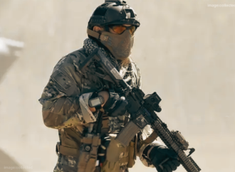 মার্কিন প্রেসিডেন্ট ডোনাল্ড ট্রাম্প দাবি করেছেন, ইরানে ভূপাতিত F-15E যুদ্ধবিমানের নিখোঁজ দ্বিতীয় ক্রু সদস্যকে এক অত্যন্ত উচ্চ ঝুঁকিপূর্ণ অভিযানের মাধ্যমে নিরাপদে উদ্ধার করেছে মার্কিন সামরিক বাহিনী