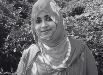 কুমিল্লা ভিক্টোরিয়া কলেজের ছাত্রী সোহাগী জাহান তনু হত্যাকাণ্ডের ১০ বছর পর সাবেক সেনা সদস্য হাফিজুর রহমানকে গ্রেফতার করেছে পুলিশ। মঙ্গলবার (২১ এপ্রিল) কুমিল্লার আদালত তাকে জিজ্ঞাসাবাদের জন্য ৩ দিনের রিমান্ড মঞ্জুর করেছেন।