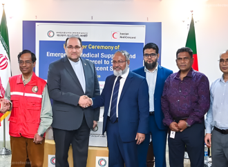 মধ্যপ্রাচ্যের চলমান উত্তজনা ও যুদ্ধাবস্থায় ইরানের আহত জনগণের সহায়তায় জরুরি ওষুধ ও চিকিৎসাসামগ্রী পাঠিয়েছে বাংলাদেশ সরকার।