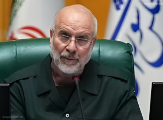 ইরানের পার্লামেন্ট স্পিকার মোহাম্মদ বাঘের গালিবাফ বলেছেন, অতীতের বিশ্বাসঘাতকতার কারণে যুক্তরাষ্ট্রের ওপর আস্থাহীনতা থাকলেও সদিচ্ছা নিয়ে আলোচনায় বসতে প্রস্তুত ইরান।