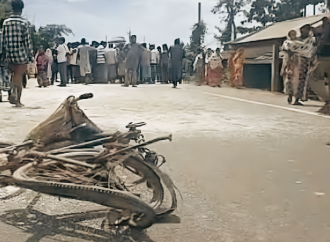 পুলিশ সদস্যের মোটরসাইকেলের ধাক্কায় প্রাণ হারালেন ১ পথচারী