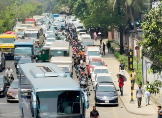 রাজধানীর ফিলিং স্টেশনগুলোতে জ্বালানি তেলের সরবরাহ বৃদ্ধি পেলেও ভোগান্তি পুরোপুরি কাটেনি।