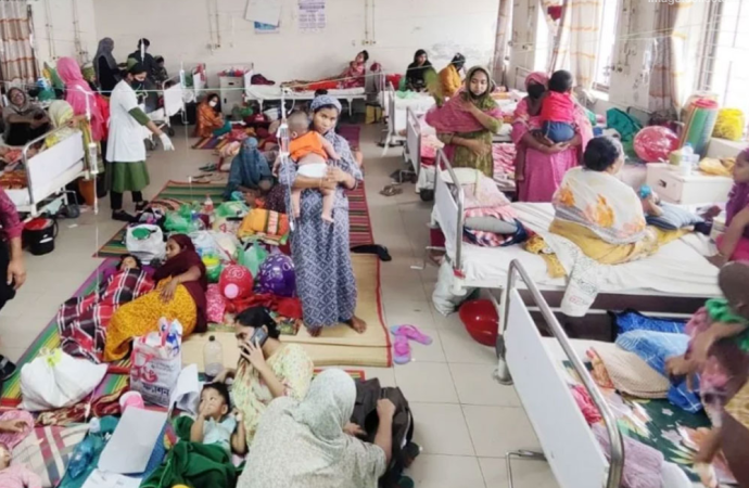 সারাদেশে আশঙ্কাজনক হারে বাড়ছে হামে আক্রান্ত শিশুর সংখ্যা। গত ২৪ ঘণ্টায় হামের উপসর্গ নিয়ে আরও ১১ জনের মৃত্যু হয়েছে