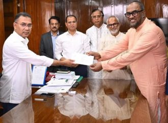 পবিত্র ঈদুল ফিতর উপলক্ষে দেশের পরিচ্ছন্নতাকর্মীদের পাশে দাঁড়িয়ে তাদের জন্য বিশেষ ঈদ বোনাস উপহার দিয়েছেন প্রধানমন্ত্রী।
