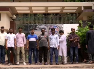 বিএমইটি কার্ড না পাওয়ায় লাওসগামী কর্মীদের বিদেশযাত্রা অনিশ্চিত, কাকরাইলে ক্ষোভ