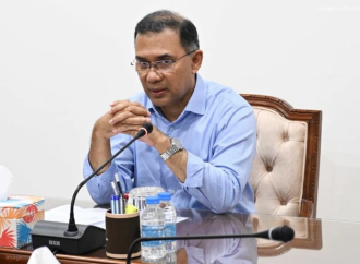 হাওর অঞ্চলে ভারী বর্ষণে ক্ষতিগ্রস্ত কৃষকদের সহায়তায় দ্রুত পদক্ষেপ গ্রহণ এবং স্বচ্ছতার সাথে প্রকৃত ক্ষতিগ্রস্তদের নির্ভুল তালিকা প্রস্তুত করার নির্দেশ দিয়েছেন প্রধানমন্ত্রী তারেক রহমান।