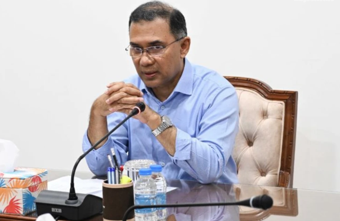 হাওর অঞ্চলে ভারী বর্ষণে ক্ষতিগ্রস্ত কৃষকদের সহায়তায় দ্রুত পদক্ষেপ গ্রহণ এবং স্বচ্ছতার সাথে প্রকৃত ক্ষতিগ্রস্তদের নির্ভুল তালিকা প্রস্তুত করার নির্দেশ দিয়েছেন প্রধানমন্ত্রী তারেক রহমান।
