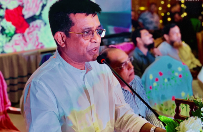 বর্তমানে স্বেচ্ছাসেবক দলের শীর্ষ পদের দৌড়ে সবচেয়ে বেশি আলোচনায় রয়েছেন বর্তমান কমিটির সিনিয়র সহ-সভাপতি ইয়াসিন আলী।