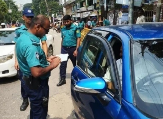 ট্রাফিক আইন ভাঙলে ডিমেরিট পয়েন্ট: ১২ পয়েন্ট হারালে বাতিল হবে ড্রাইভিং লাইসেন্স