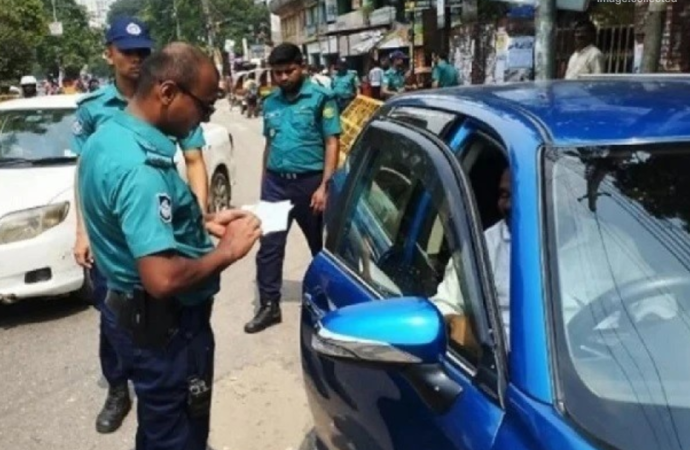 ট্রাফিক আইন ভাঙলে ডিমেরিট পয়েন্ট: ১২ পয়েন্ট হারালে বাতিল হবে ড্রাইভিং লাইসেন্স