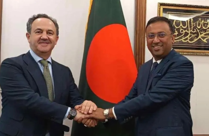 প্রধানমন্ত্রীর পররাষ্ট্র উপদেষ্টার সঙ্গে স্পেনের রাষ্ট্রদূতের সাক্ষাৎ, বাংলাদেশে বিনিয়োগ বাড়াতে আগ্রহ প্রকাশ