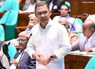 সব সরকারি সেবা মিলবে এক কার্ডেই! পর্যায়ক্রমে ‘ইউনিভার্সাল কার্ড’ চালুর ঐতিহাসিক ঘোষণা দিলেন প্রধানমন্ত্রী তারেক রহমান