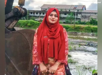 ভৈরব নদে নিখোঁজের ৩০ ঘণ্টা পর গৃহবধূর মরদেহ উদ্ধার! নওয়াপাড়া ভৈরব সেতু সংলগ্ন এলাকায় ডুবুরি দলের অভিযানে মিলল লাশ
