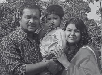 ভারতে ভয়াবহ হোটেল অগ্নিকাণ্ড: কুষ্টিয়া ও কালীগঞ্জে নিহত চারজনের দাফন ও সৎকার সম্পন্ন
