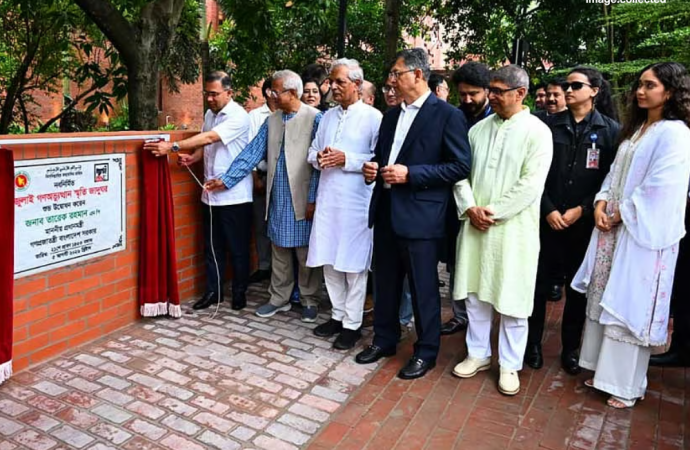 উদ্বোধন হলো জুলাই স্মৃতি জাদুঘর: বৃহস্পতিবার থেকে সাধারণ দর্শনার্থীদের জন্য উন্মুক্ত, অনলাইন টিকিটের ব্যবস্থা