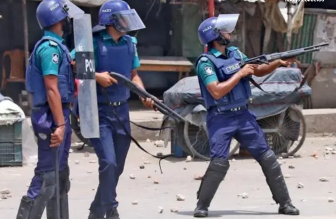 মৃত্যুদণ্ডের বিধান থাকায় জুলাই হত্যাকাণ্ডে জাতিসংঘের রিপোর্টের প্রত্যক্ষদর্শীদের পরিচয় পায়নি বাংলাদেশ: ট্রাইব্যুনালকে প্রসিকিউশন