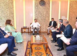 জাপানের মারুবেনি কর্পোরেশনের উচ্চপর্যায়ের প্রতিনিধিদলের সঙ্গে প্রধানমন্ত্রী তারেক রহমানের বৈঠক; এআই, জ্বালানি ও কাফকোতে বিনিয়োগ বাড়ানোর আশ্বাস।